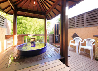 ガゼボ貸切露天風呂(無料)