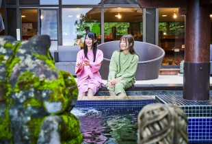 画像:足湯(エステフィッシュ)