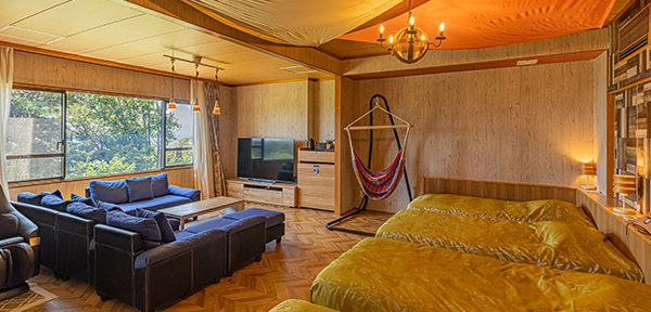 ミニテラスつきファミリーエイト