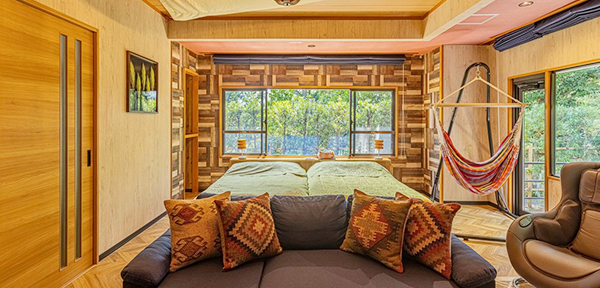 ウッドデッキつきハリウッドツイン